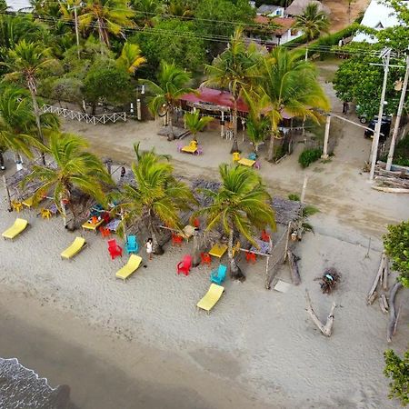 Отель Mar Amar Casa De Playa Ковеньяс Экстерьер фото