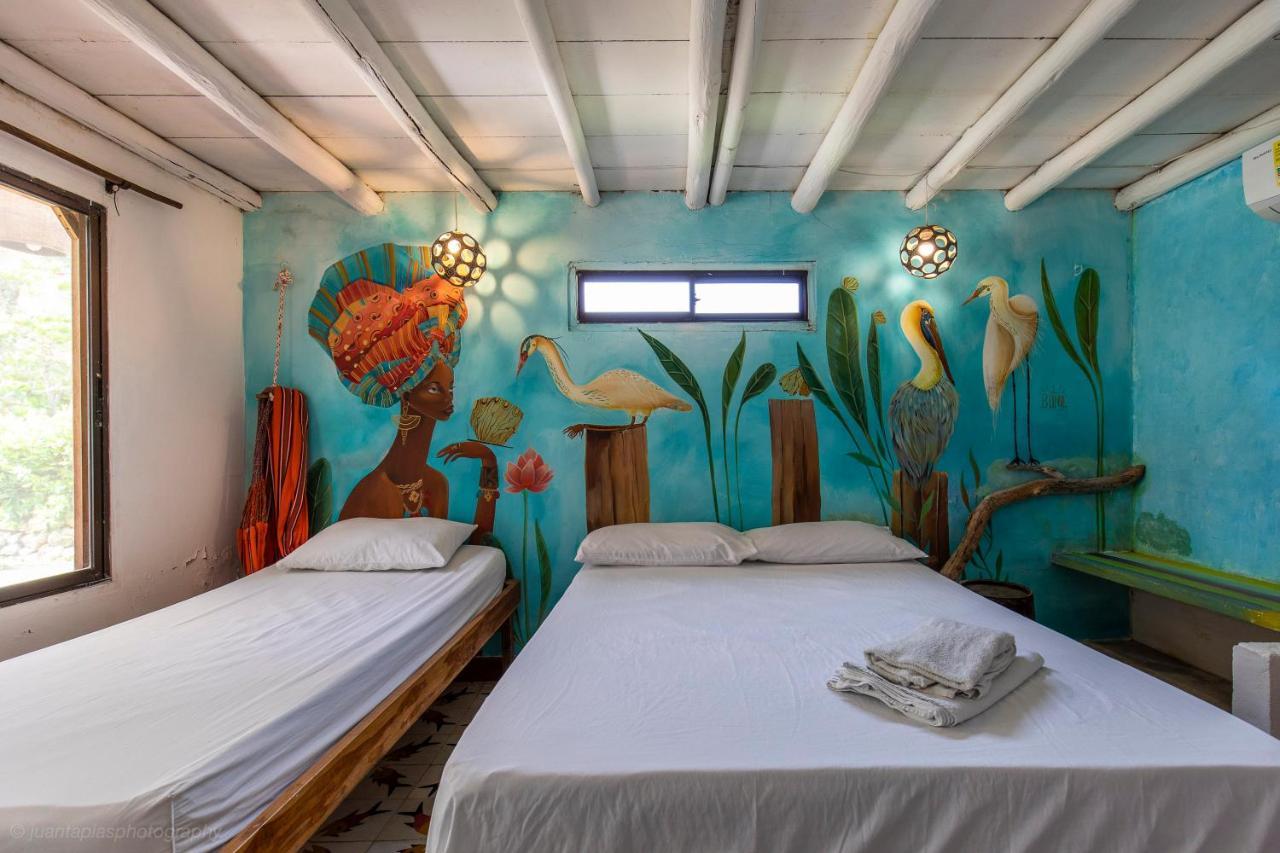 Отель Mar Amar Casa De Playa Ковеньяс Экстерьер фото