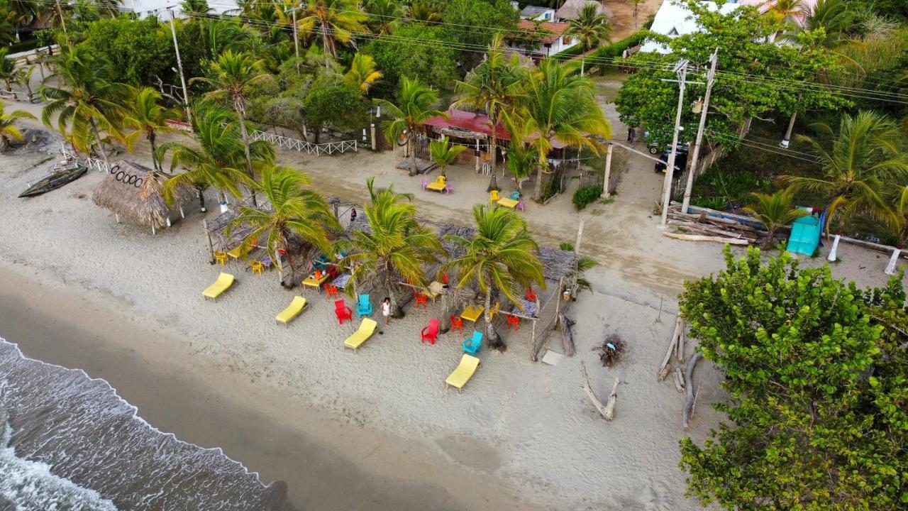 Отель Mar Amar Casa De Playa Ковеньяс Экстерьер фото